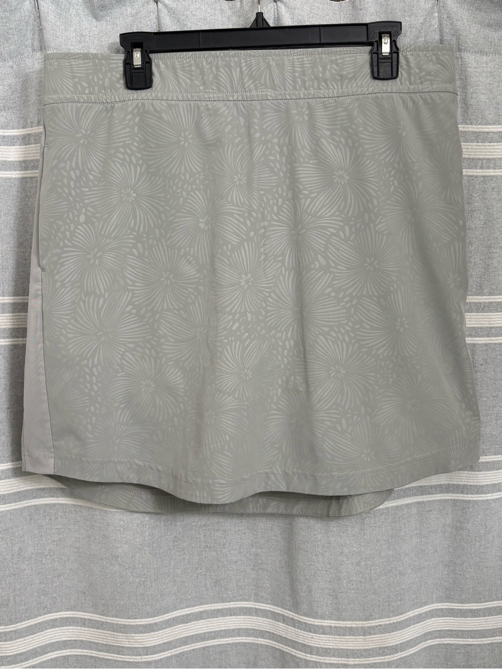 EDDIE BAUER / Woven Tech Skort Pull-on Waist Size XL Hiking Tennis Golf